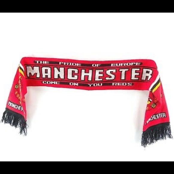 Manchester United Scarf - Picture 1 of 4